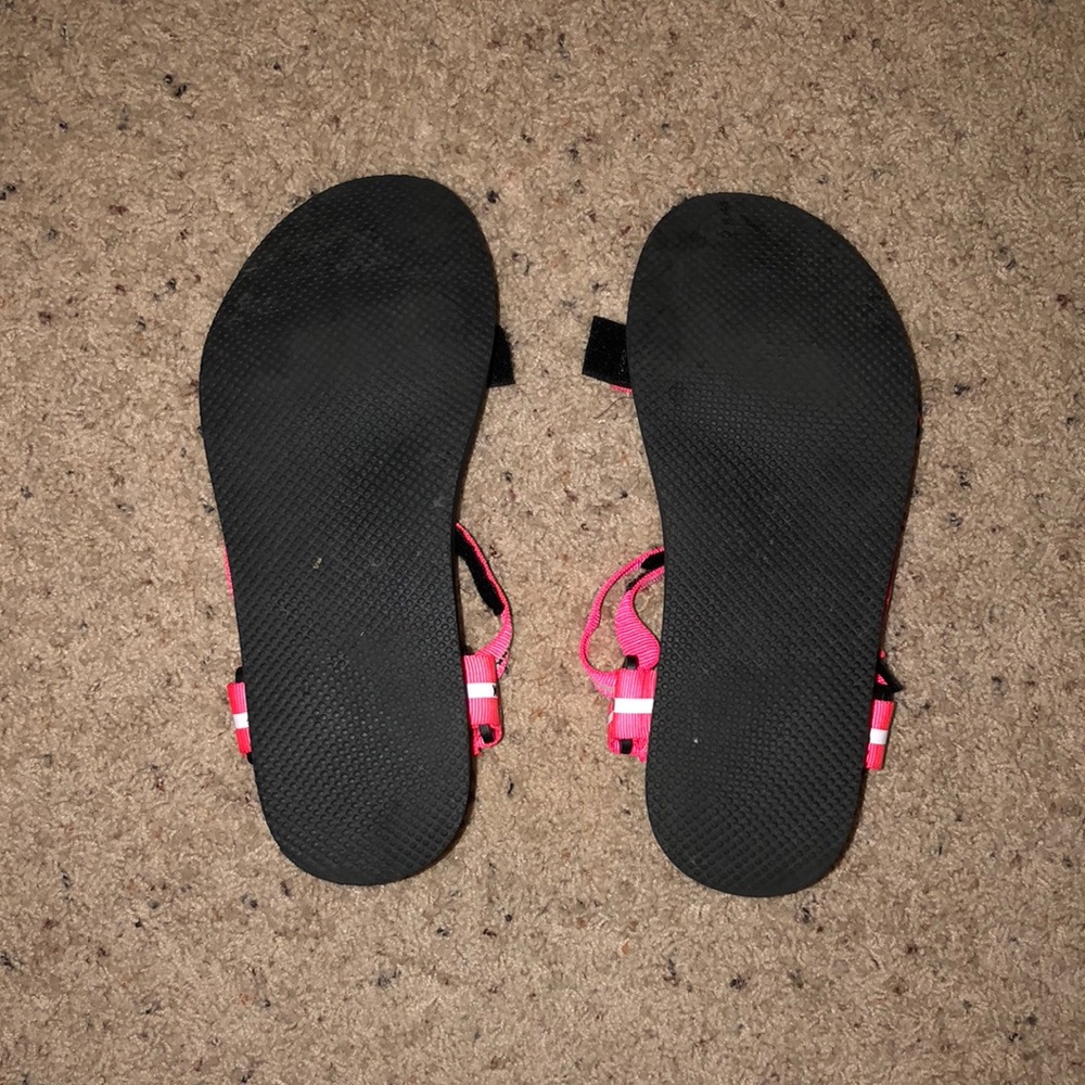 Sandals - Picture 4 of 4